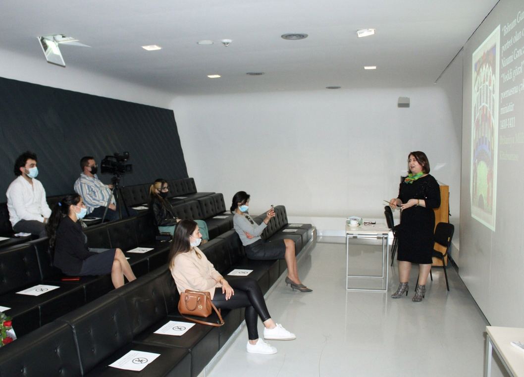 В Баку рассказали об искусстве и мастерах в творчестве Низами Гянджеви (ФОТО)