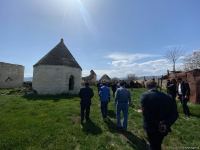 Представители ОИС посетили кладбище Имарета в Агдаме (ФОТО/ВИДЕО)