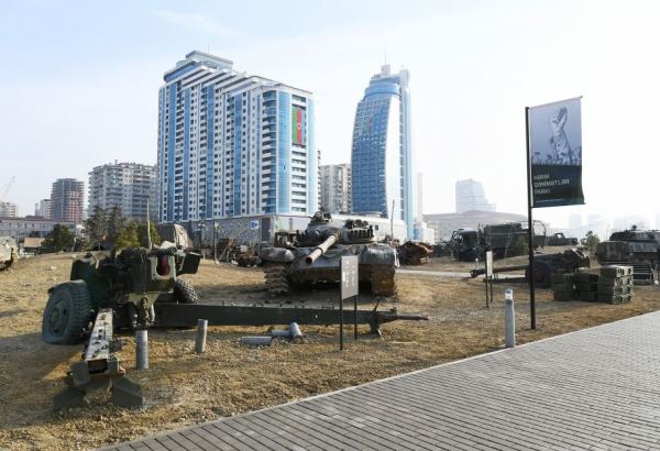 Парк военных трофеев в Баку - символ торжества победы героического азербайджанского народа - депутат