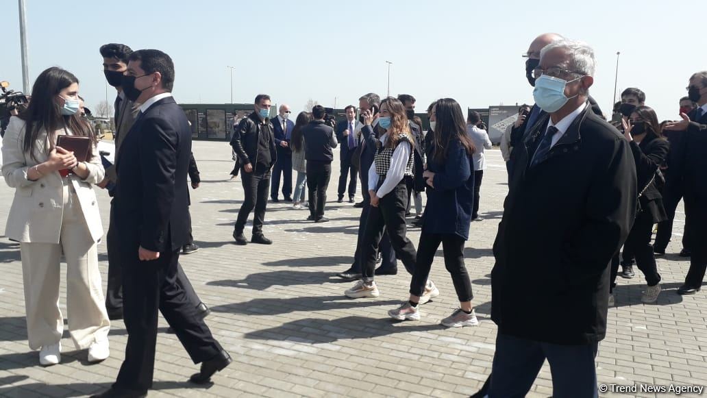 Представители ведущих аналитических центров мира находятся в Парке военных трофеев в Баку (ФОТО)