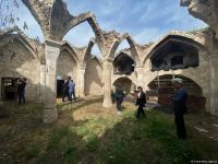 Израильские журналисты посетили в Агдаме разрушенные армянами мечети – репортаж Trend TV