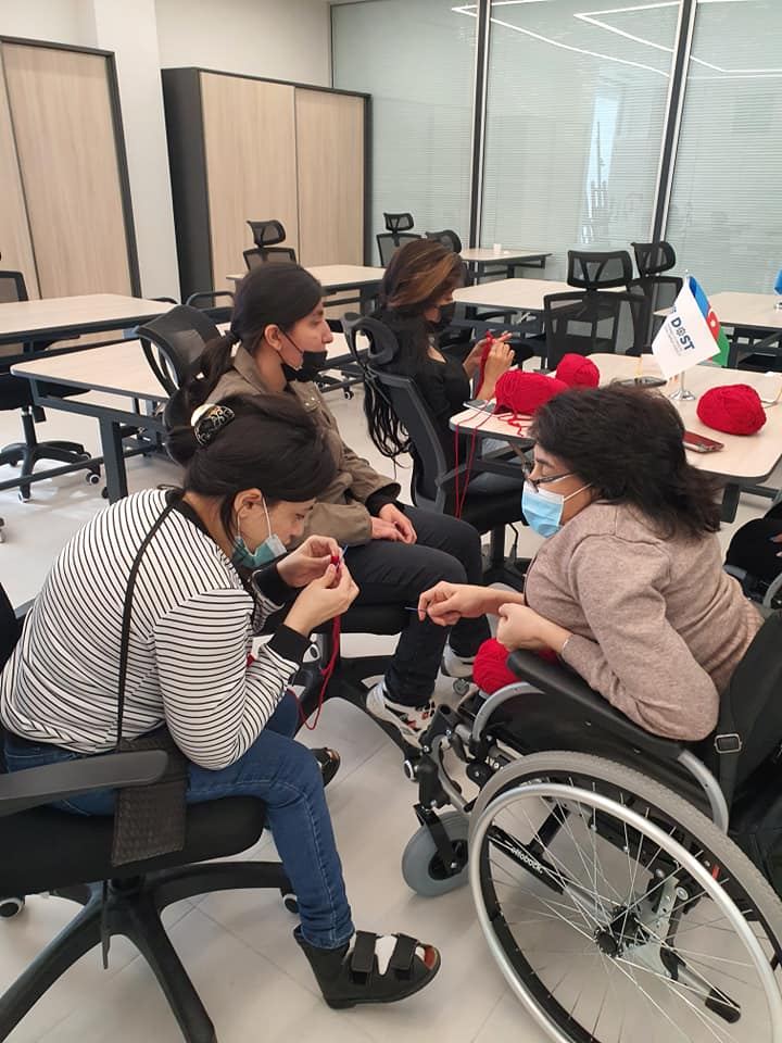 В Баку действует уникальное пространство – новый взгляд на искусство без границ (ФОТО)