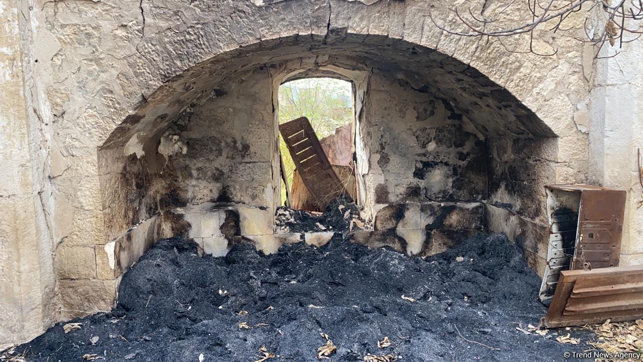 Израильские журналисты посетили в Агдаме разрушенные армянами мечети – репортаж Trend TV