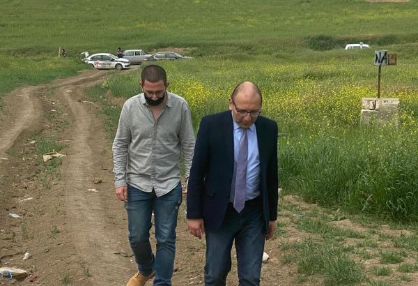 Продолжается визит израильских журналистов на освобожденные территории Азербайджана (ФОТО)