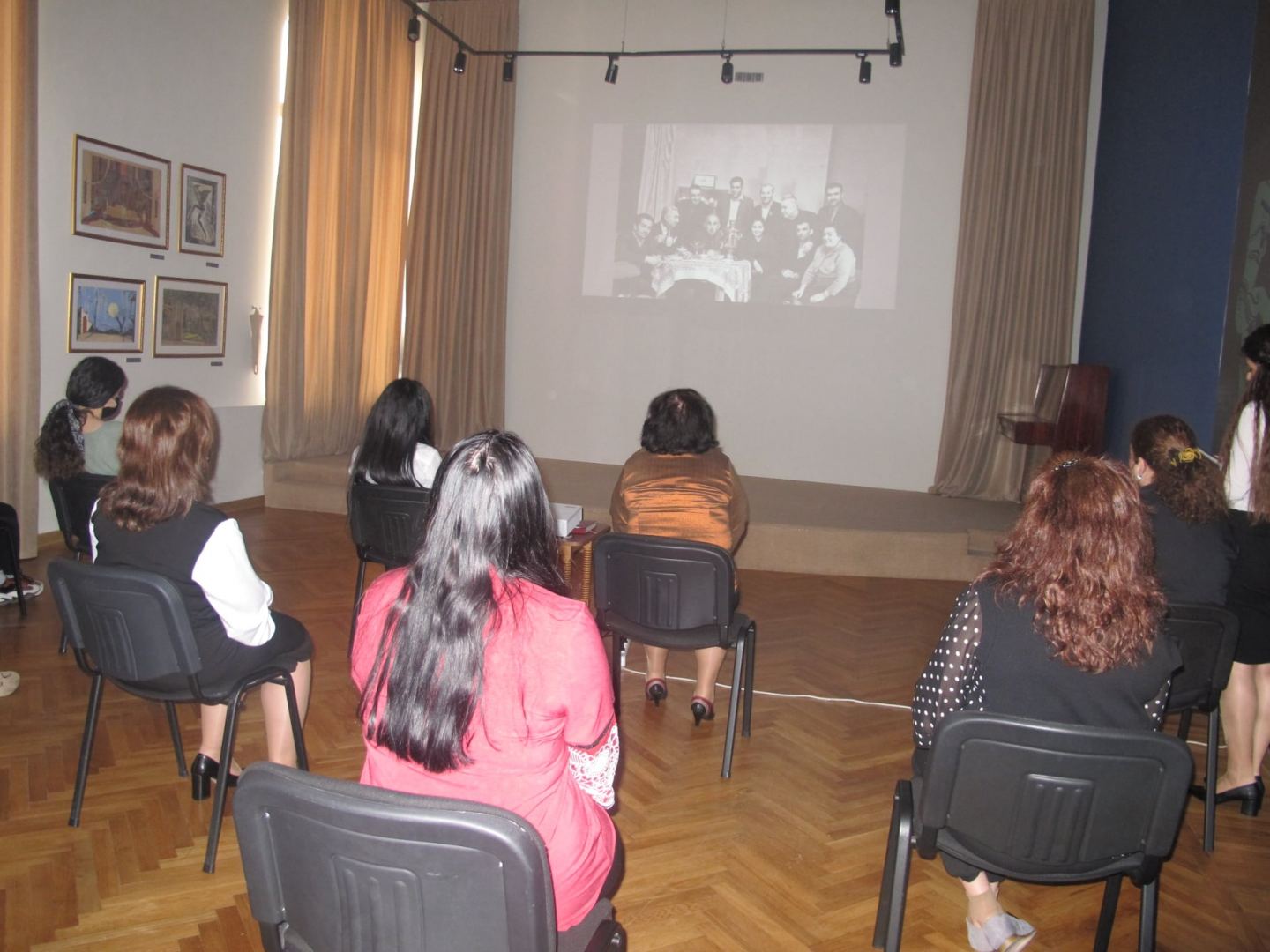 Любимая гайнана: в Баку прошел вечер памяти Насибы Зейналовой (ФОТО)