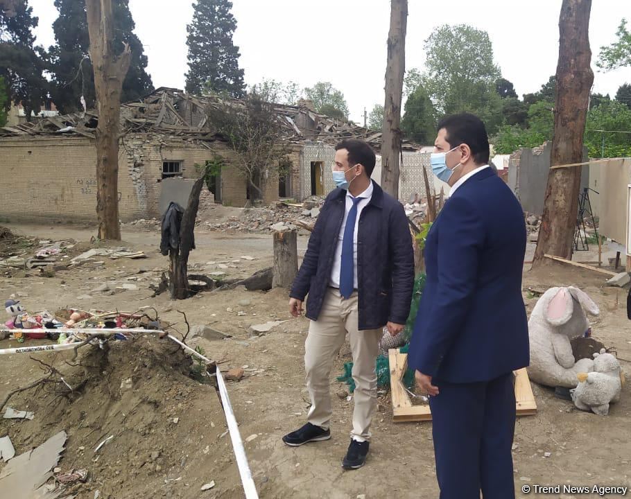 Французские юристы прибыли в Гянджу (ФОТО)