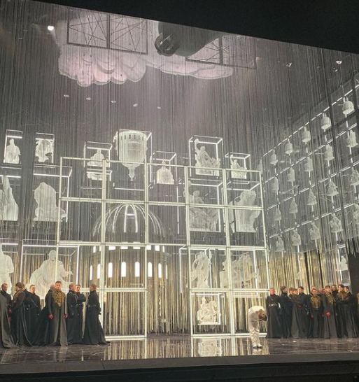 Любовь и смерть с азербайджанским оттенком и итальянским размахом (ВИДЕО, ФОТО)