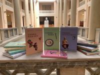 Национальной библиотеке Азербайджана переданы в дар книги на китайском языке (ФОТО)