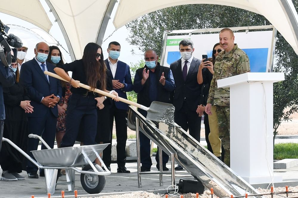 Президент Ильхам Алиев и Первая леди Мехрибан Алиева посетили Джебраильский и Зангиланский районы (ФОТО/ВИДЕО) (версия 4)