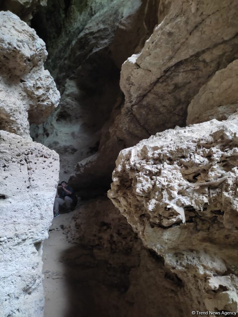 Журналисты побывали в Азыхской пещере в Ходжавендском районе (ФОТО)