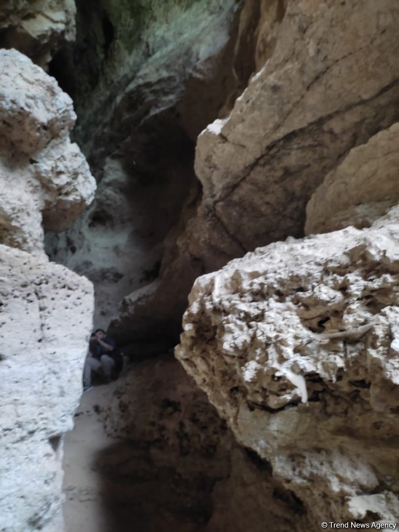 Журналисты побывали в Азыхской пещере в Ходжавендском районе (ФОТО)