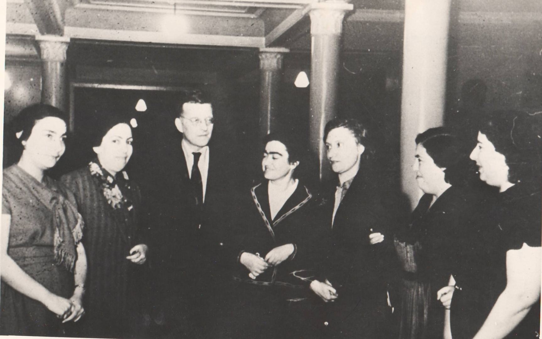 Как известная азербайджанка соответствовала чеховской фразе, или Любовь под одеялом  от Мао Цзэдуна... (ФОТО)