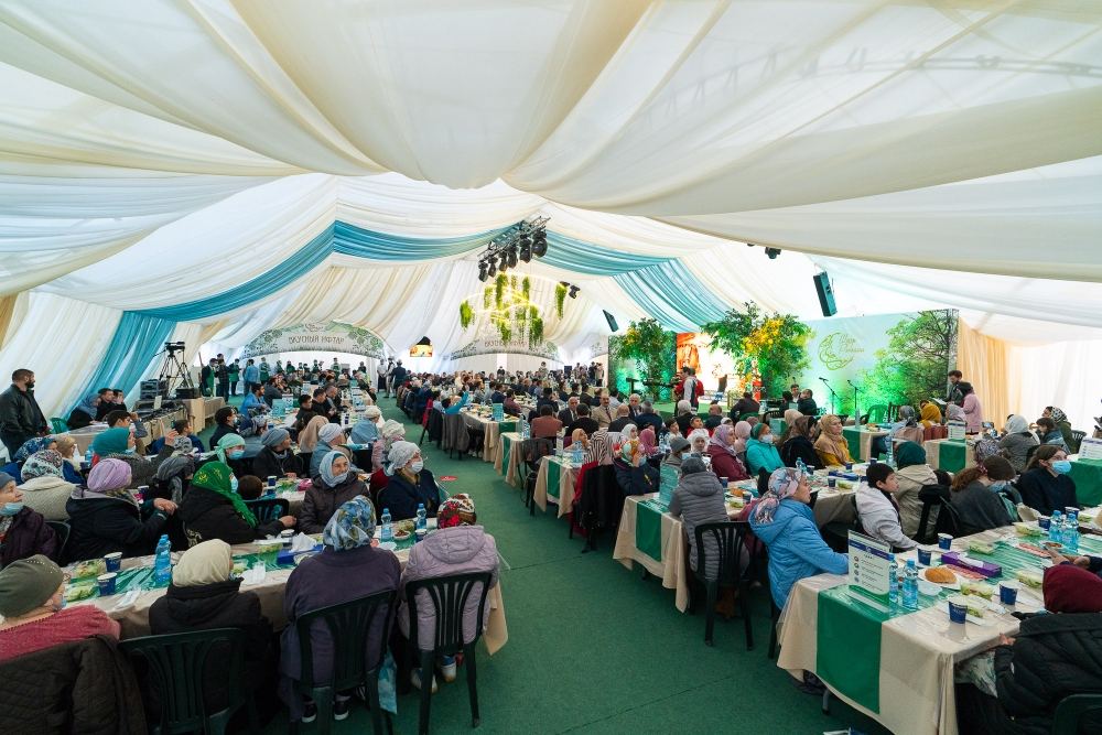 По инициативе вице-президента Фонда Гейдара Алиева Лейлы Алиевой в Москве дан ифтар (ФОТО)