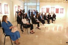 Красочная презентация в Баку: Бахрам Гур и Дурсети – история одной любви из «Семи красавиц» (ФОТО)