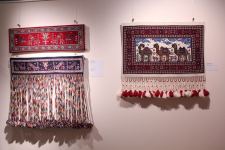 Красочная презентация в Баку: Бахрам Гур и Дурсети – история одной любви из «Семи красавиц» (ФОТО)