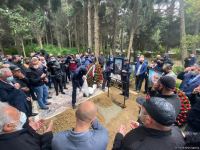 В Баку прошли похороны народного поэта Фикрета Годжи (ФОТО/ВИДЕО)