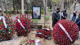 В Баку прошли похороны народного поэта Фикрета Годжи (ФОТО/ВИДЕО)