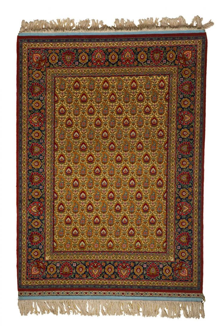 Старинная Шуша в ковровом искусстве, или Вечно поющий в доме спутник (ФОТО)