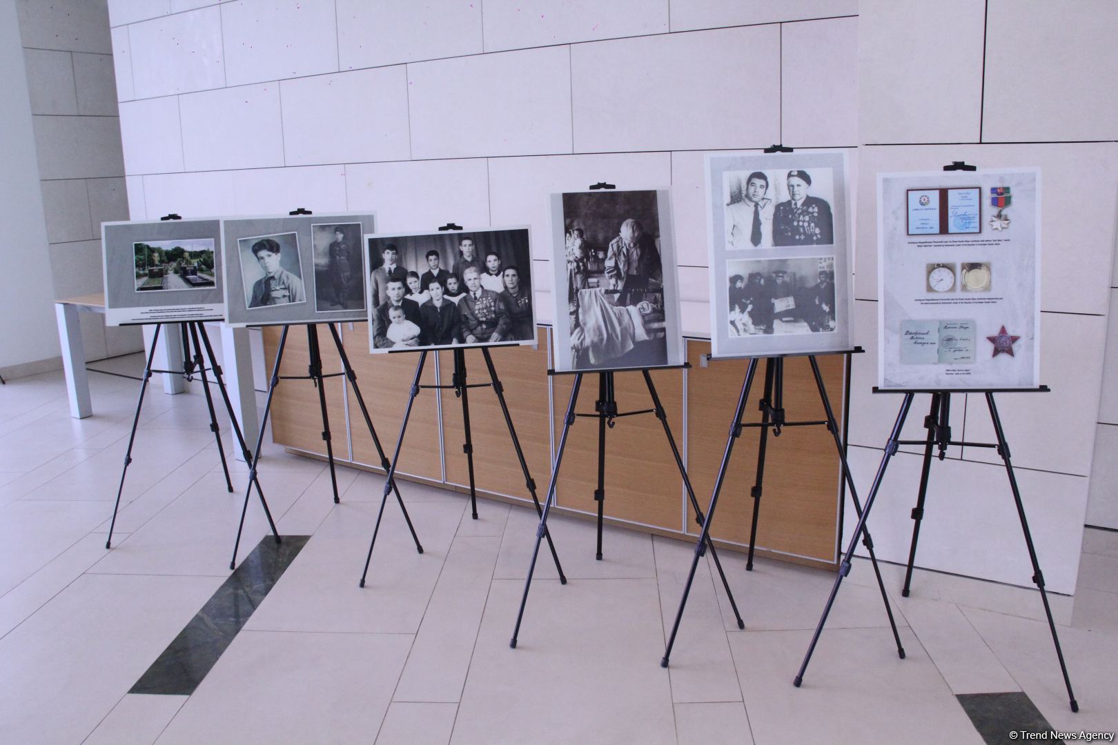 В Университете АДА прошла выставка и торжественная презентация книги "Ахмедия Джабраилов 100" (ФОТО)