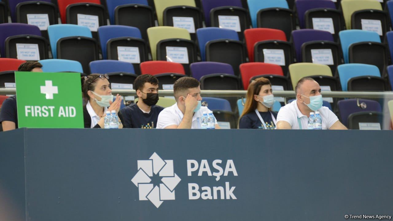 В Баку стартовал первый день соревнований Кубка мира по художественной гимнастике (ФОТО)