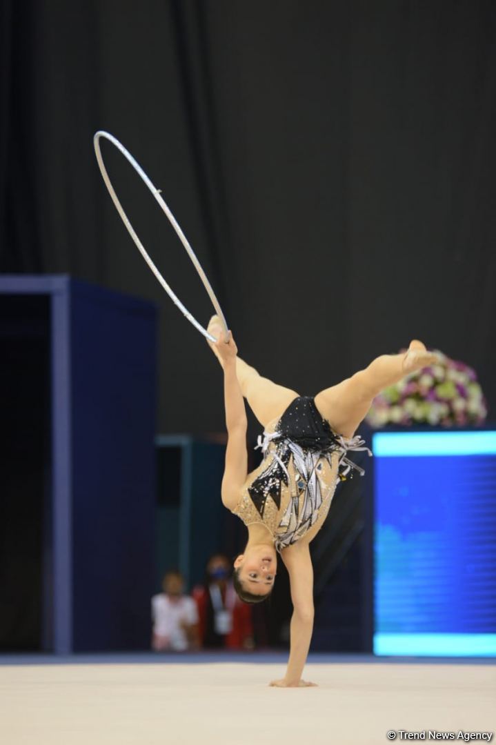 В Баку стартовал первый день соревнований Кубка мира по художественной гимнастике (ФОТО)