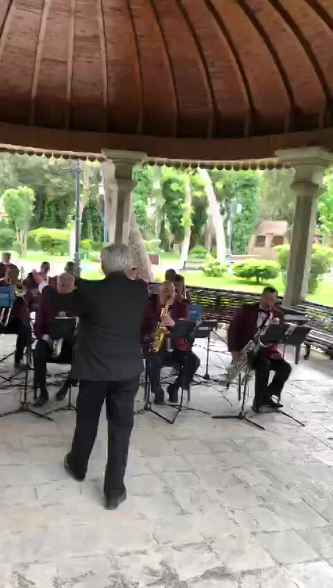 Спустя 34 года оркестр Бакинского цирка возобновил деятельность, прошел концерт в Парке офицеров (ВИДЕО, ФОТО)