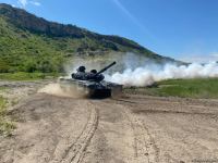 Трофейная боевая техника используется на военном полигоне в Губадлы (ФОТО)