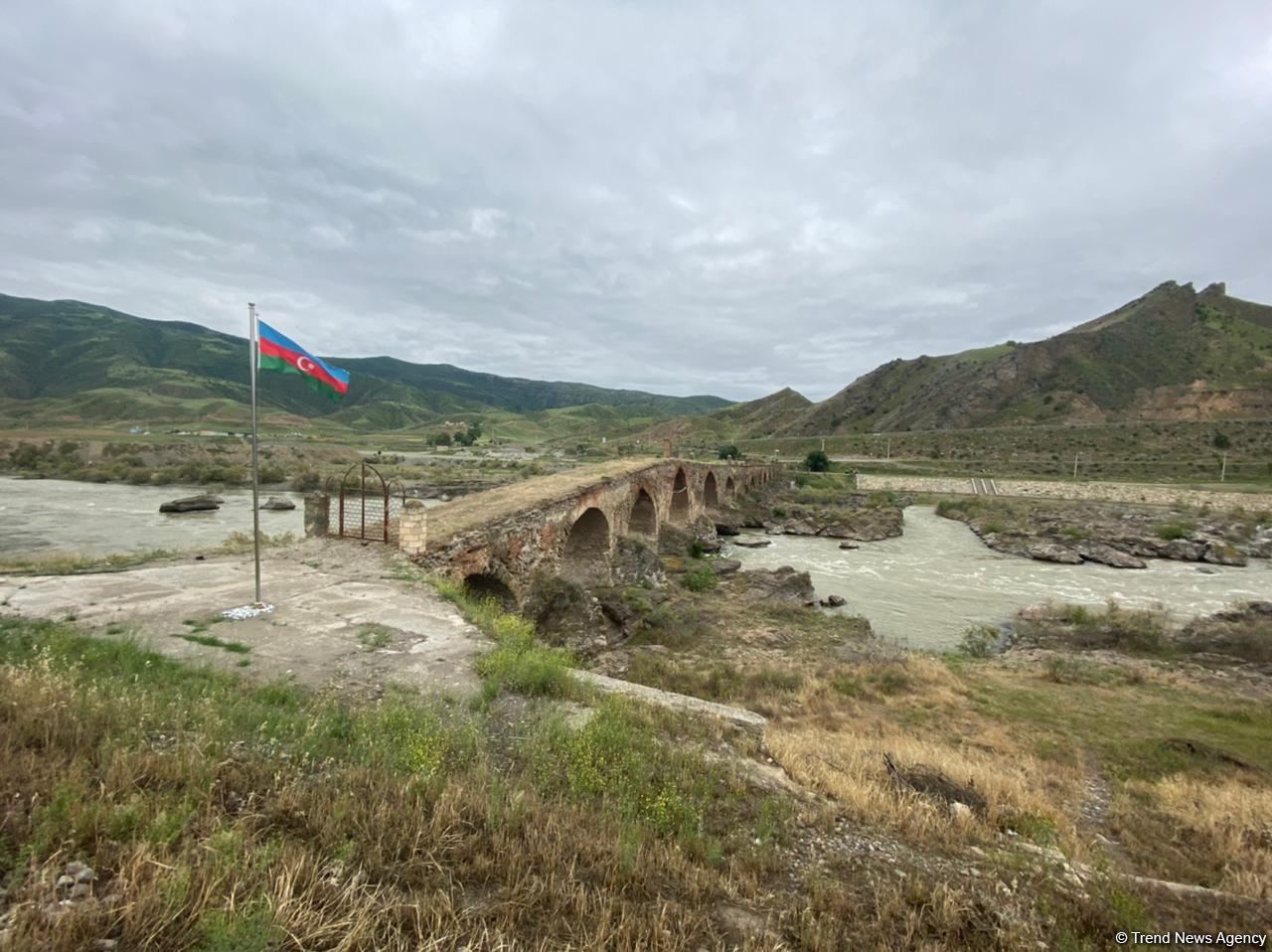 Худаферинские мосты способствуют развитию связей между Азербайджаном и Ираном в сфере туризма