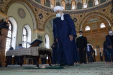 В мечети Тезепир в Баку совершен праздничный намаз (ФОТО)