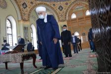 В мечети Тезепир в Баку совершен праздничный намаз (ФОТО)