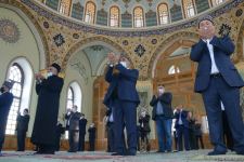 В мечети Тезепир в Баку совершен праздничный намаз (ФОТО)