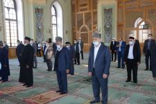 В мечети Тезепир в Баку совершен праздничный намаз (ФОТО)
