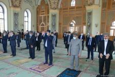 В мечети Тезепир в Баку совершен праздничный намаз (ФОТО)