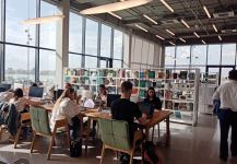 Казанским библиотекам переданы книги о героизме воинов и нефтяников Азербайджана (ФОТО)