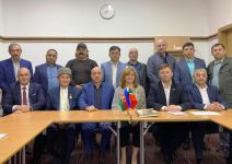 Казанским библиотекам переданы книги о героизме воинов и нефтяников Азербайджана (ФОТО)