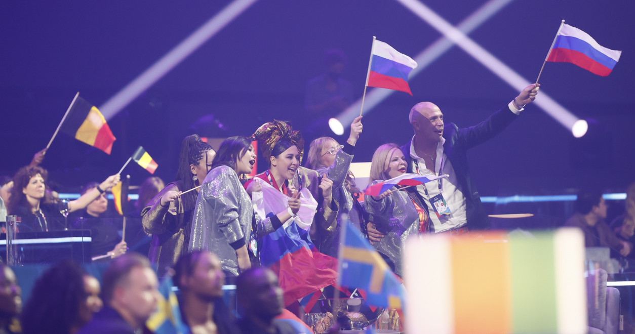 Взрыв эмоций финалистов "Евровидения-2021" после напряженного ожидания (ФОТО)