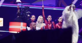 Взрыв эмоций финалистов "Евровидения-2021" после напряженного ожидания (ФОТО)