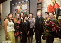 Работы Таира Салахова в коврах. "Было невероятно приятно наблюдать отношения с супругой, которую он трепетно любил" (ФОТО)