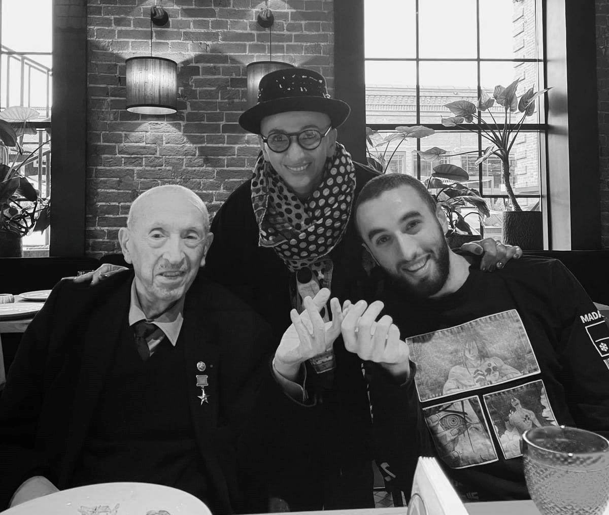 Внук Таира Салахова о своем прославленном деде: Он был крепостью, которую никто и никогда не мог захватить и удержать