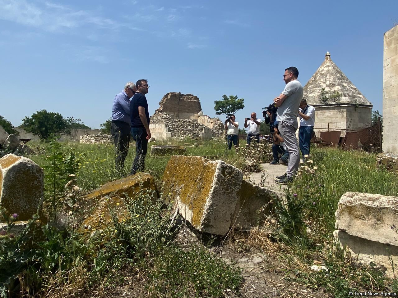 Делегация американского Caspian Policy Center ознакомилась с последствиями армянского вандализма в Агдаме (ФОТО/ВИДЕО)