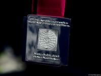 В Баку состоялась церемония награждения победителей Всемирных соревнований по аэробной гимнастике в индивидуальной программе у женщин и среди трио (ФОТО)