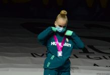 В Баку состоялась церемония награждения победителей Всемирных соревнований по аэробной гимнастике в индивидуальной программе у женщин и среди трио (ФОТО)