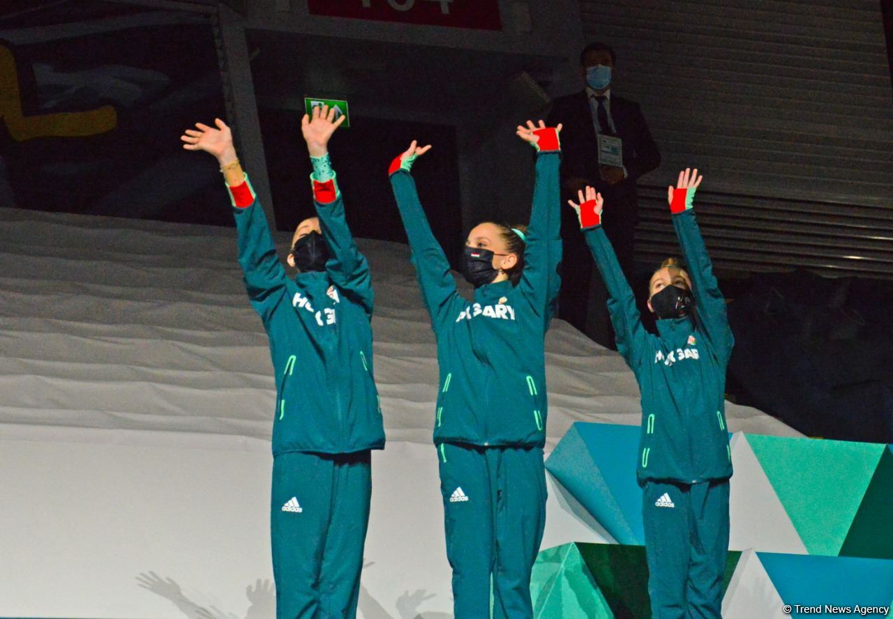 В Баку состоялась церемония награждения победителей Всемирных соревнований по аэробной гимнастике в индивидуальной программе у женщин и среди трио (ФОТО)