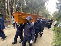 В Баку прошла церемония похорон народного художника Таира Салахова (ФОТО/ВИДЕО)