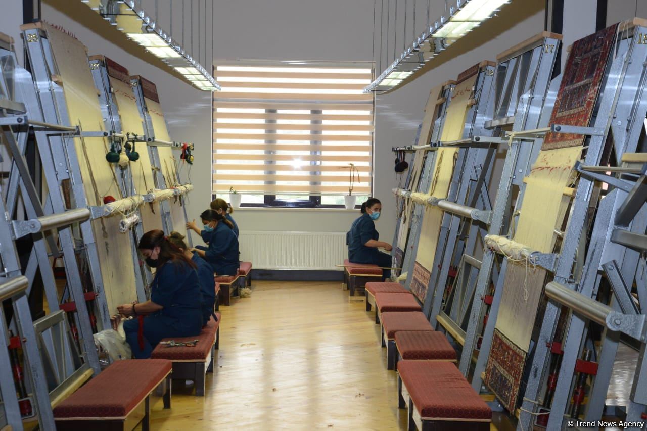 Названа стоимость самого дорогого ковра, сотканного в Хачмазе (ФОТО)