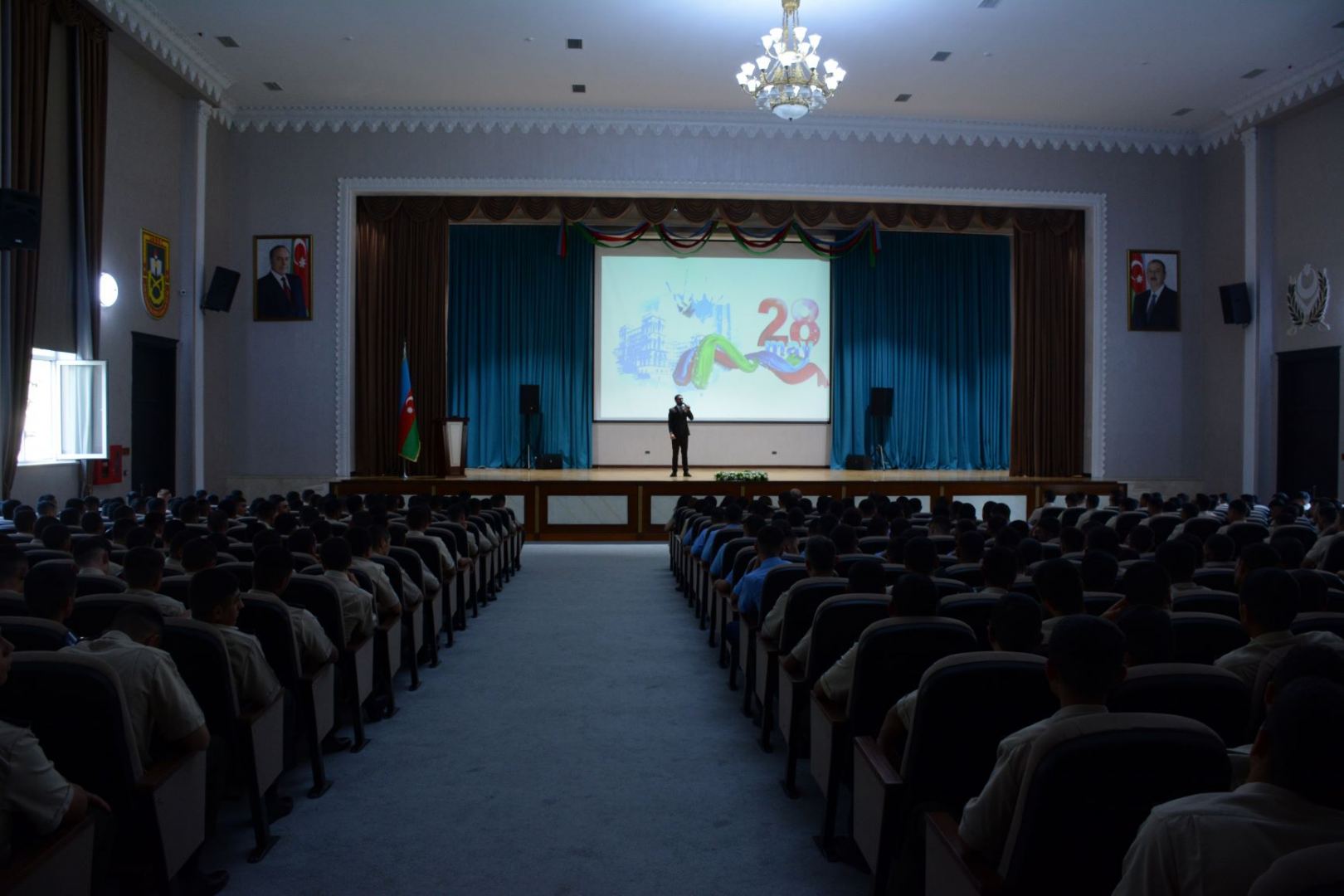 В Азербайджанском высшем военном училище имени Гейдара Алиева прошел концерт в честь Дня Республики (ФОТО)