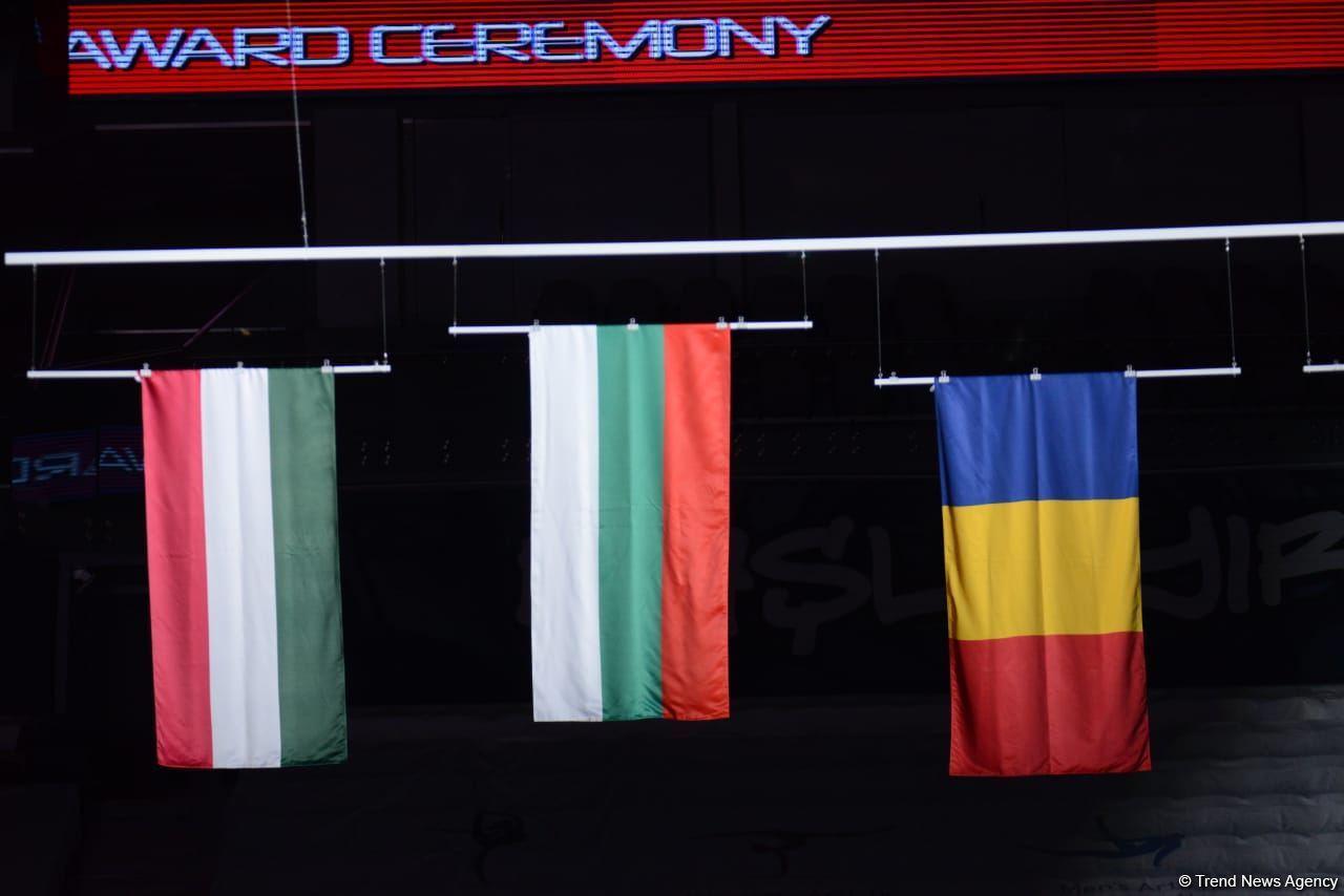 В Баку состоялась церемония награждения победителей ЧМ по аэробике среди трио и в индивидуальной программе у женщин (ФОТО)