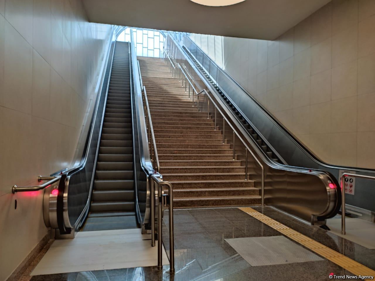 Новая станция метро "8 Ноября" в Баку будет введена в эксплуатацию 31 мая (ФОТО/ВИДЕО)