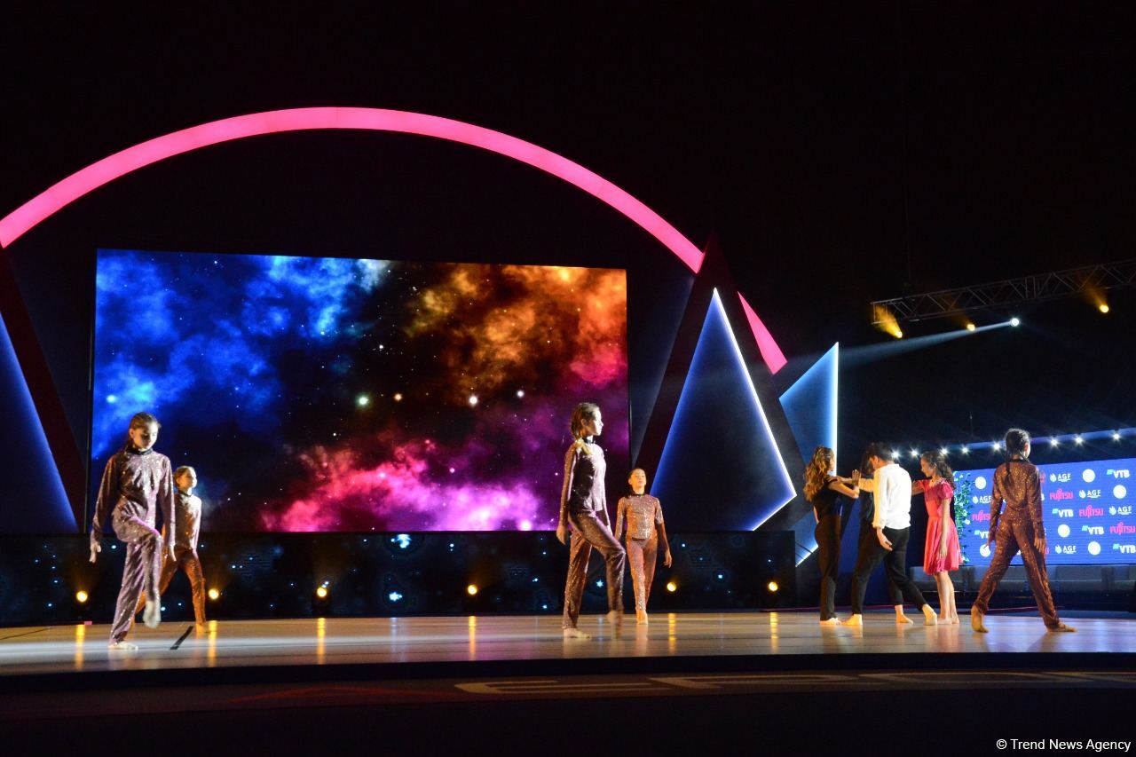 В Баку состоялась торжественная церемония закрытия 16-го чемпионата мира по аэробной гимнастике (ФОТО)