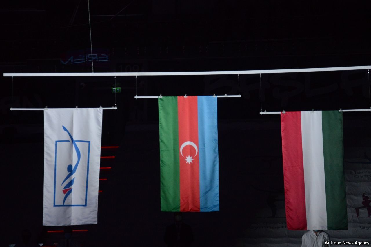 В Баку состоялась церемония награждения победителей ЧМ по аэробной гимнастике среди групп и в программе аэродэнс (ФОТО)